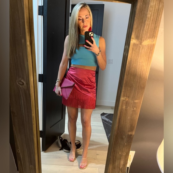 Meet your Posher, Stephanie - Picture 2 of 2